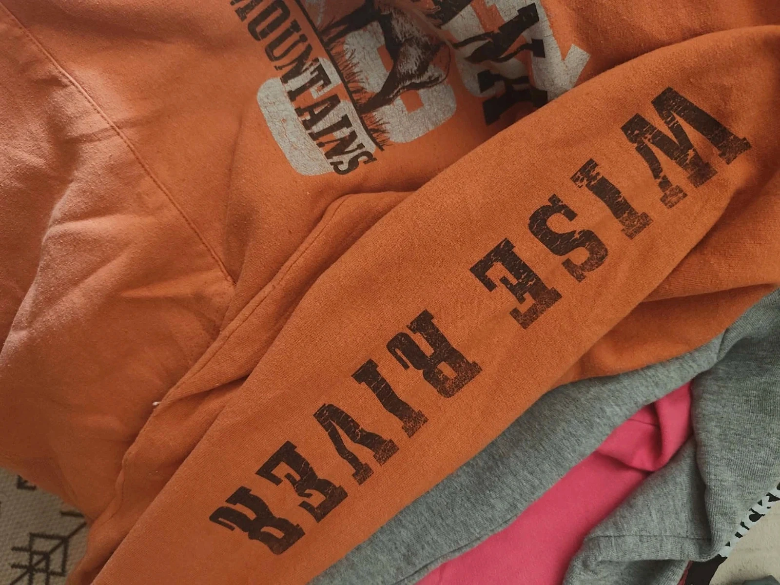 Sudadera con capucha Montana Rocky Mountains – estilo vintage US – photo 3